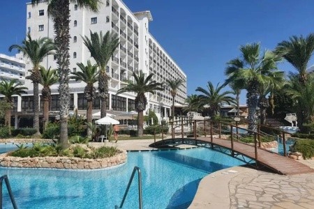 Kypr, Larnaca, Sandy Beach, za <span>19.810</span> Kč