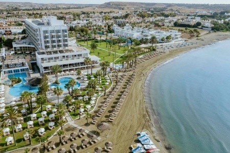 Kypr, Larnaca, Golden Bay Beach, za <span>28.685</span> Kč