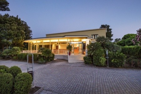 Green Park Resort - 7