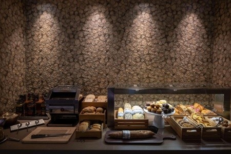 Španielsko Barcelona Catalonia Square 10 dňový pobyt Polpenzia Letecky Letisko: Praha August 2025 (27/08/25- 5/09/25)