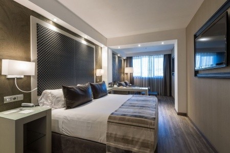 Španielsko Barcelona Catalonia Square 10 dňový pobyt Polpenzia Letecky Letisko: Praha August 2025 (27/08/25- 5/09/25)