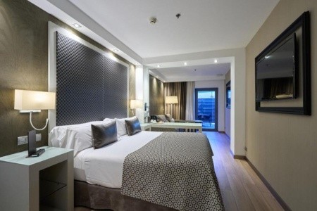 Španielsko Barcelona Catalonia Square 10 dňový pobyt Polpenzia Letecky Letisko: Praha August 2025 (27/08/25- 5/09/25)