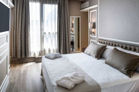 Španielsko Barcelona Catalonia Passeig De Gracia 10 dňový pobyt Raňajky Letecky Letisko: Praha October 2025 (24/10/25- 2/11/25)