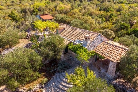 Kamenný Dům 1355-3903 - 3