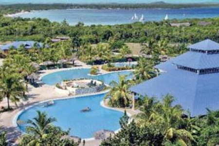 Aston Costa Verde - 15