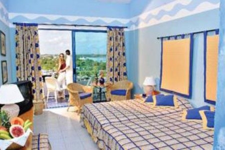 Aston Costa Verde - 19