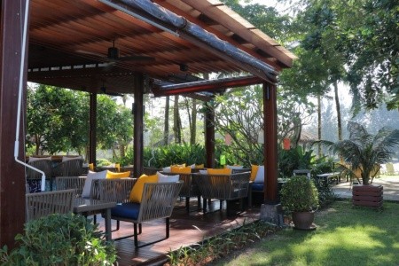 Thajsko Khao Lak Apsara Beachfront Resort 10 dňový pobyt Polpenzia Letecky Letisko: Viedeň October 2025 (18/10/25-27/10/25)