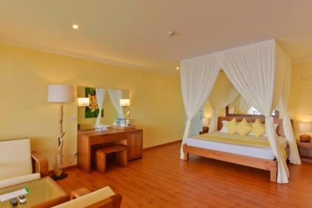 Maldivy  Dreamland Resort	(Baa Atol) 10 dňový pobyt Polpenzia Letecky Letisko: Praha September 2025 (11/09/25-20/09/25)