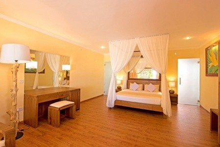 Maldivy  Dreamland Resort	(Baa Atol) 10 dňový pobyt Polpenzia Letecky Letisko: Praha September 2025 (11/09/25-20/09/25)