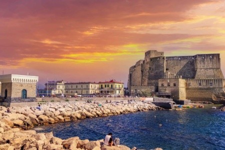 Literatúra Nápoly - 5