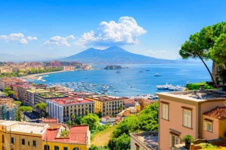 Literatúra Nápoly - 10