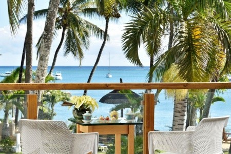 Coral Azur Beach Resort (Mon Choisy)