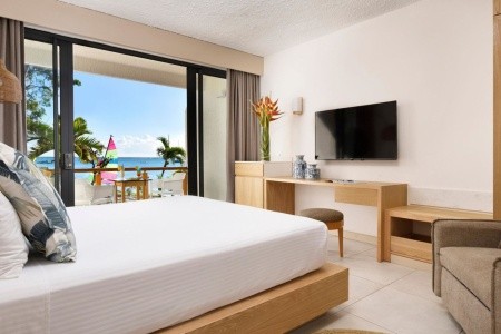 Coral Azur Beach Resort (Mon Choisy)