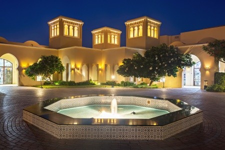 Spojené arabské emiráty Fujairah Miramar Al Aqah Beach Resort 4 dňový pobyt All Inclusive Letecky Letisko: Praha February 2026 ( 7/02/26-10/02/26)