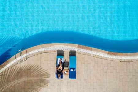 Spojené arabské emiráty Fujairah Miramar Al Aqah Beach Resort 4 dňový pobyt All Inclusive Letecky Letisko: Praha February 2026 ( 7/02/26-10/02/26)