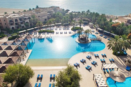 Spojené arabské emiráty Fujairah Miramar Al Aqah Beach Resort 4 dňový pobyt All Inclusive Letecky Letisko: Praha February 2026 ( 7/02/26-10/02/26)