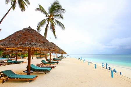 Zanzibar, Nungwi, Smiles Beach, za <span>41.890</span> Kč