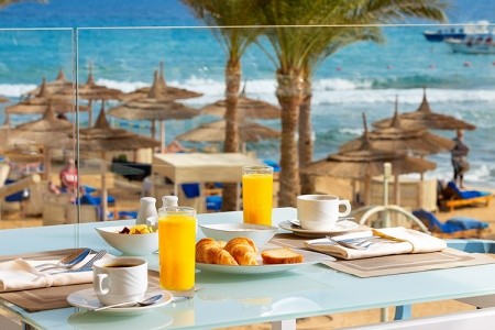 Egypt Hurghada Beach Albatros Resort 10 dňový pobyt Ultra All inclusive Letecky Letisko: Praha April 2026 (13/04/26-22/04/26)