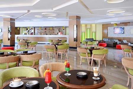 Egypt Hurghada Beach Albatros Resort 10 dňový pobyt Ultra All inclusive Letecky Letisko: Praha April 2026 (13/04/26-22/04/26)