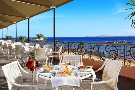 Egypt Hurghada Beach Albatros Resort 10 dňový pobyt Ultra All inclusive Letecky Letisko: Praha April 2026 (13/04/26-22/04/26)