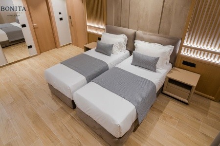 Albánsko Durrës Bonita Luxury Resort 8 dňový pobyt All Inclusive Letecky Letisko: Praha August 2026 (16/08/26-23/08/26)