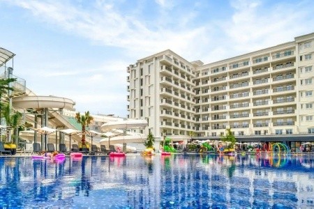 Albánsko Durrës Bonita Luxury Resort 8 dňový pobyt All Inclusive Letecky Letisko: Praha August 2026 (16/08/26-23/08/26)