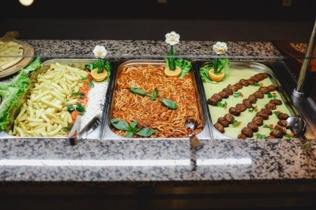 Bulharsko Slnečné Pobrežie Sun Palace 15 dňový pobyt All Inclusive Letecky Letisko: Košice July 2026 (14/07/26-28/07/26)