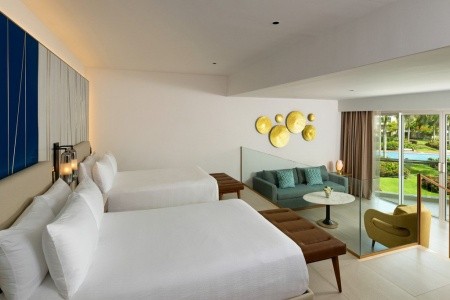 Hard Rock Hotel & Casino - 13