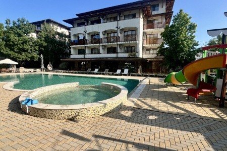 Apartkomplex House - 9