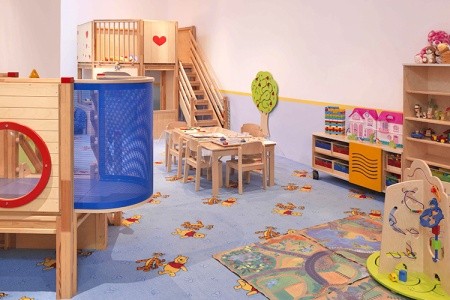 Spojené arabské emiráty Fujairah Radisson Blu Fujairah 10 dňový pobyt Plná penzia Letecky Letisko: Praha January 2026 ( 6/01/26-15/01/26)