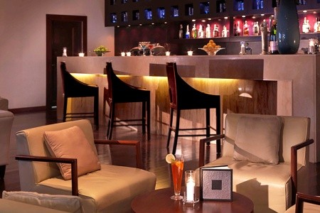 Spojené arabské emiráty Fujairah Radisson Blu Fujairah 10 dňový pobyt Plná penzia Letecky Letisko: Praha January 2026 ( 6/01/26-15/01/26)