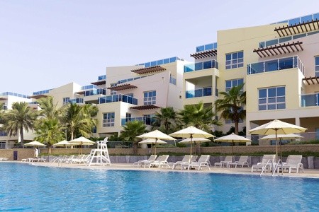 Spojené arabské emiráty Fujairah Radisson Blu Fujairah 10 dňový pobyt Plná penzia Letecky Letisko: Praha January 2026 ( 6/01/26-15/01/26)