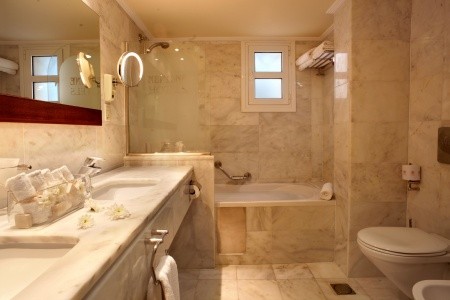 Neptune Resort - 340