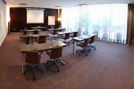 Španielsko Barcelona Vilamari 13 dňový pobyt Raňajky Letecky Letisko: Praha October 2025 (31/10/25-12/11/25)