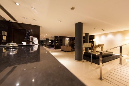 Španielsko Barcelona Vilamari 13 dňový pobyt Raňajky Letecky Letisko: Praha October 2025 (31/10/25-12/11/25)