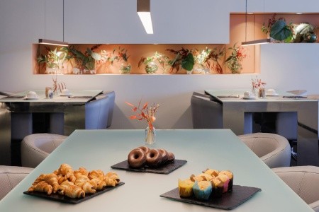 Španielsko Barcelona Vilamari 13 dňový pobyt Raňajky Letecky Letisko: Praha October 2025 (31/10/25-12/11/25)