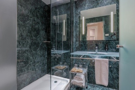 Španielsko Barcelona Vilamari 13 dňový pobyt Raňajky Letecky Letisko: Praha October 2025 (31/10/25-12/11/25)