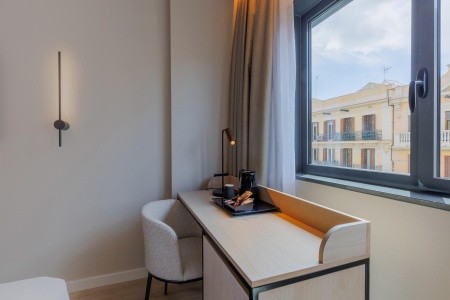 Španielsko Barcelona Vilamari 13 dňový pobyt Raňajky Letecky Letisko: Praha October 2025 (31/10/25-12/11/25)