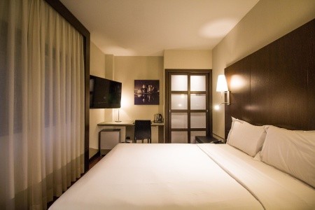 Španielsko Barcelona Vilamari 13 dňový pobyt Raňajky Letecky Letisko: Praha October 2025 (31/10/25-12/11/25)