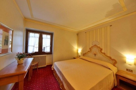 Taliansko Madonna di Campiglio / Pinzolo Rezidence Posta 7 dňový pobyt Polpenzia Vlastná March 2026 (11/03/26-17/03/26)