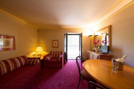 Taliansko Madonna di Campiglio / Pinzolo Rezidence Posta 7 dňový pobyt Polpenzia Vlastná March 2026 (11/03/26-17/03/26)