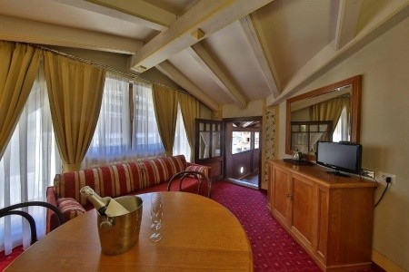 Taliansko Madonna di Campiglio / Pinzolo Rezidence Posta 7 dňový pobyt Polpenzia Vlastná March 2026 (11/03/26-17/03/26)