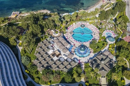 The Grand Blue Sky International - 30