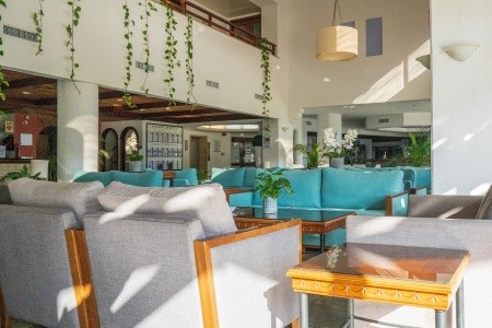 Paphos Gardens Holiday Resort - 42