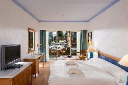 Paphos Gardens Holiday Resort - 45