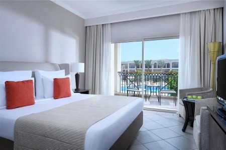 Jaz Mirabel Park - 22