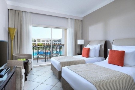 Jaz Mirabel Park - 23