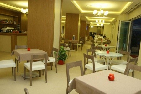 Albánie, Durrës, Palace & Spa, za <span>39.395</span> Kč