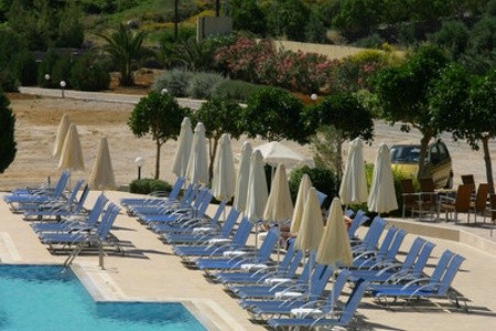 Chrissy's Paradise - 33