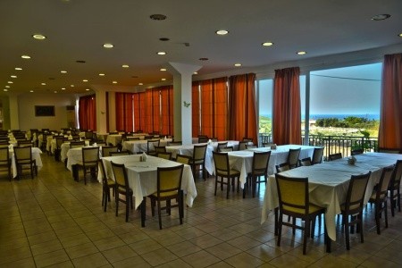 Chrissy's Paradise - 36